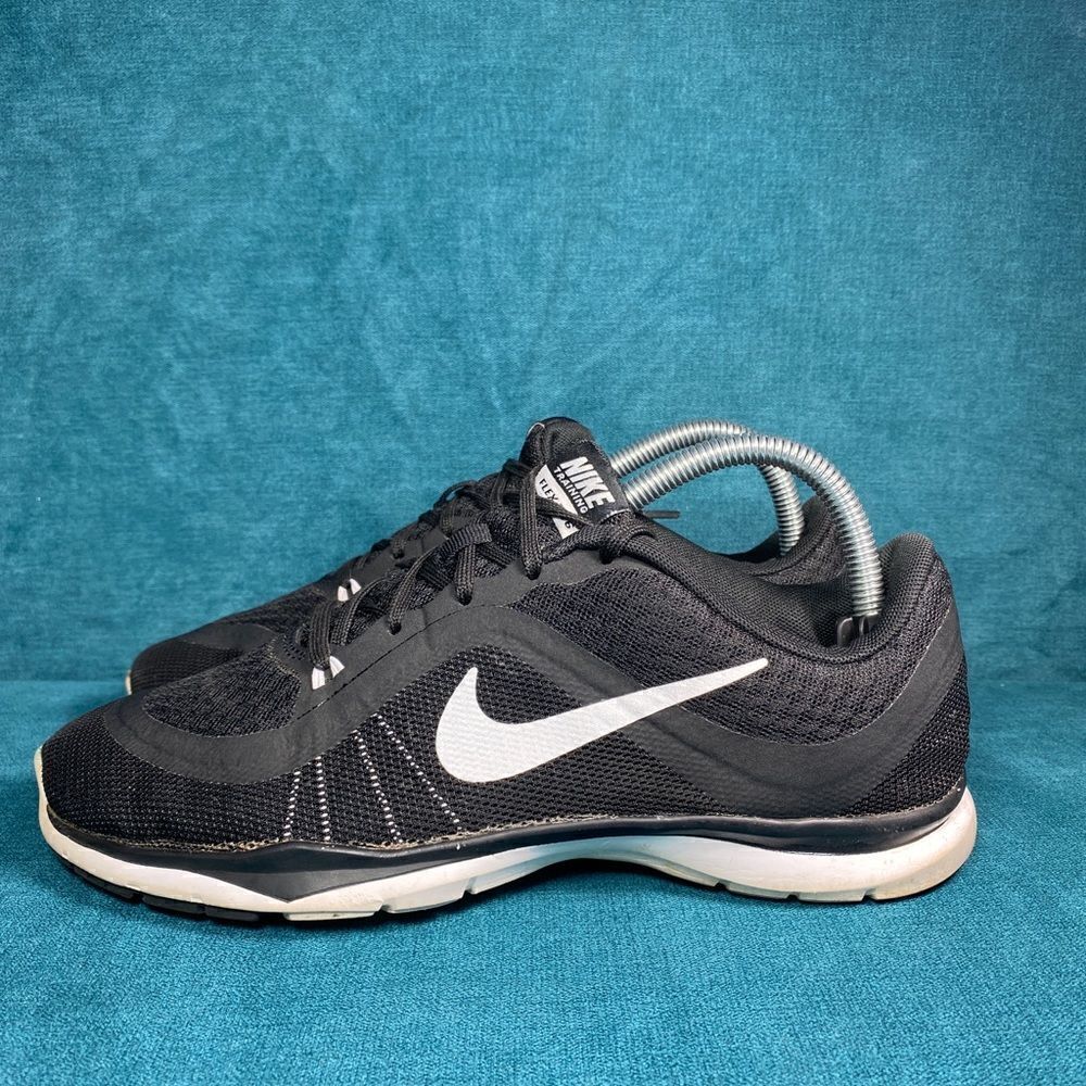 Nike Flex TR 6 Athletic Training Shoes Womens 7.5W Black White